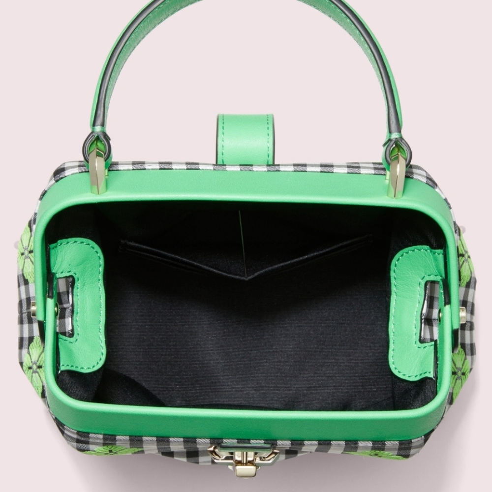 Kate Spade Purse - Picture 4 of 16